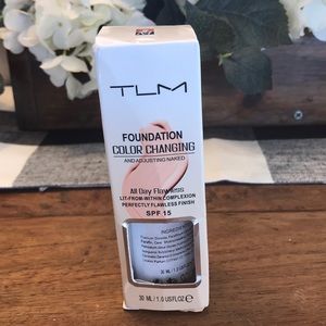 TLM Color Changing Foundation